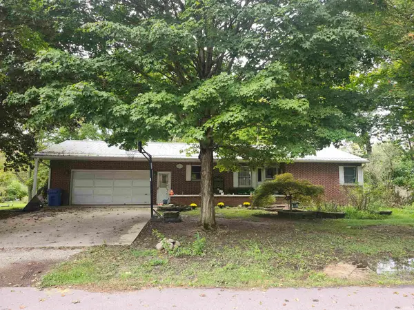 16 S Stickler Road, Columbia City, IN 46725