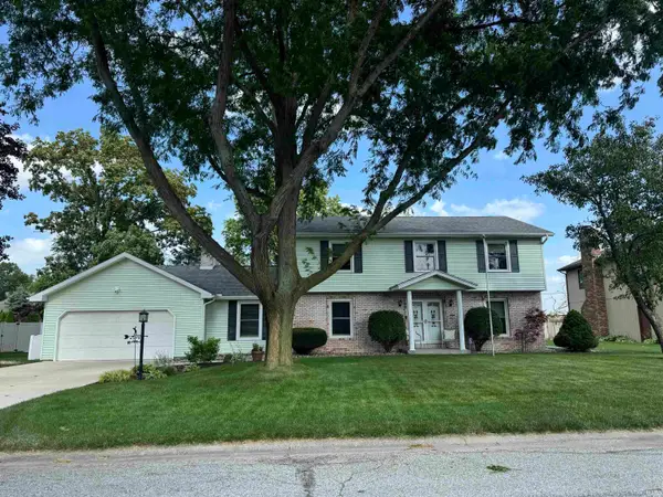 52566 Farmingdale Drive, Granger, IN 46530