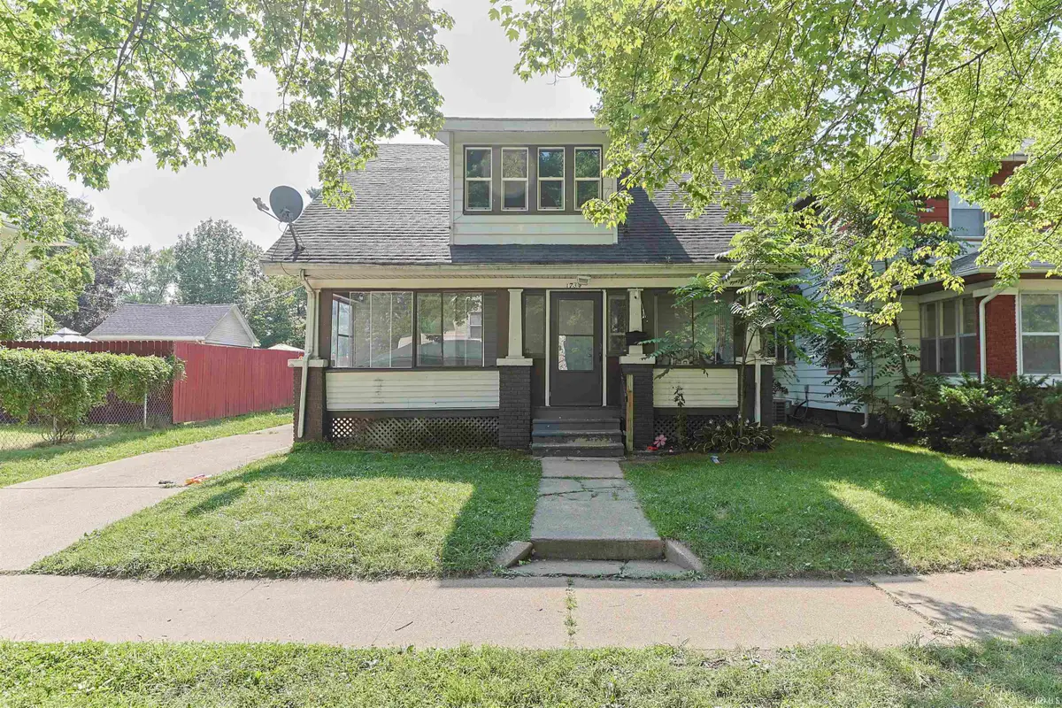 1733 Caroline Street, South Bend, IN 46613 - #1