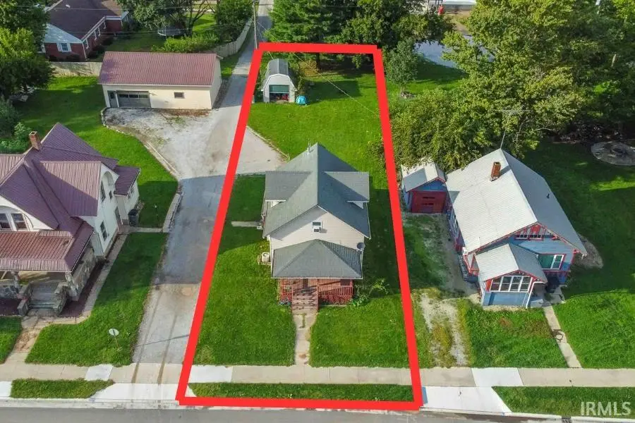 323 E Lake Street, Topeka, IN 46571 - #2