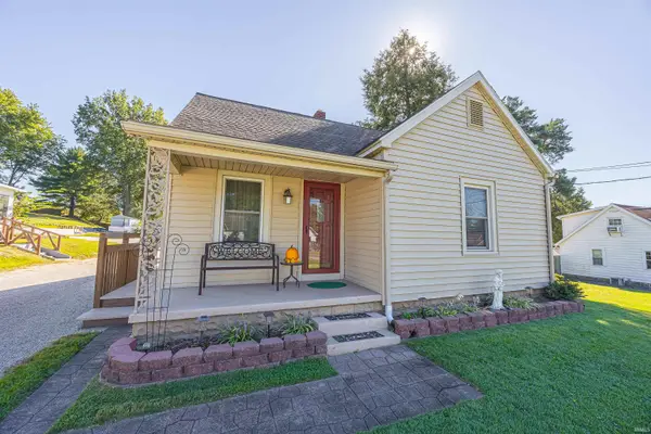 211 S Main Street, Huntingburg, IN 47542