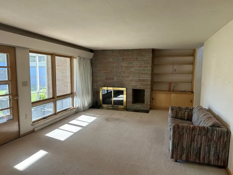 1310 N Williams Street, Angola, IN 46703 - #2