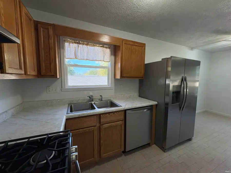 2413 N Buckles Street, Muncie, IN 47303 - #3