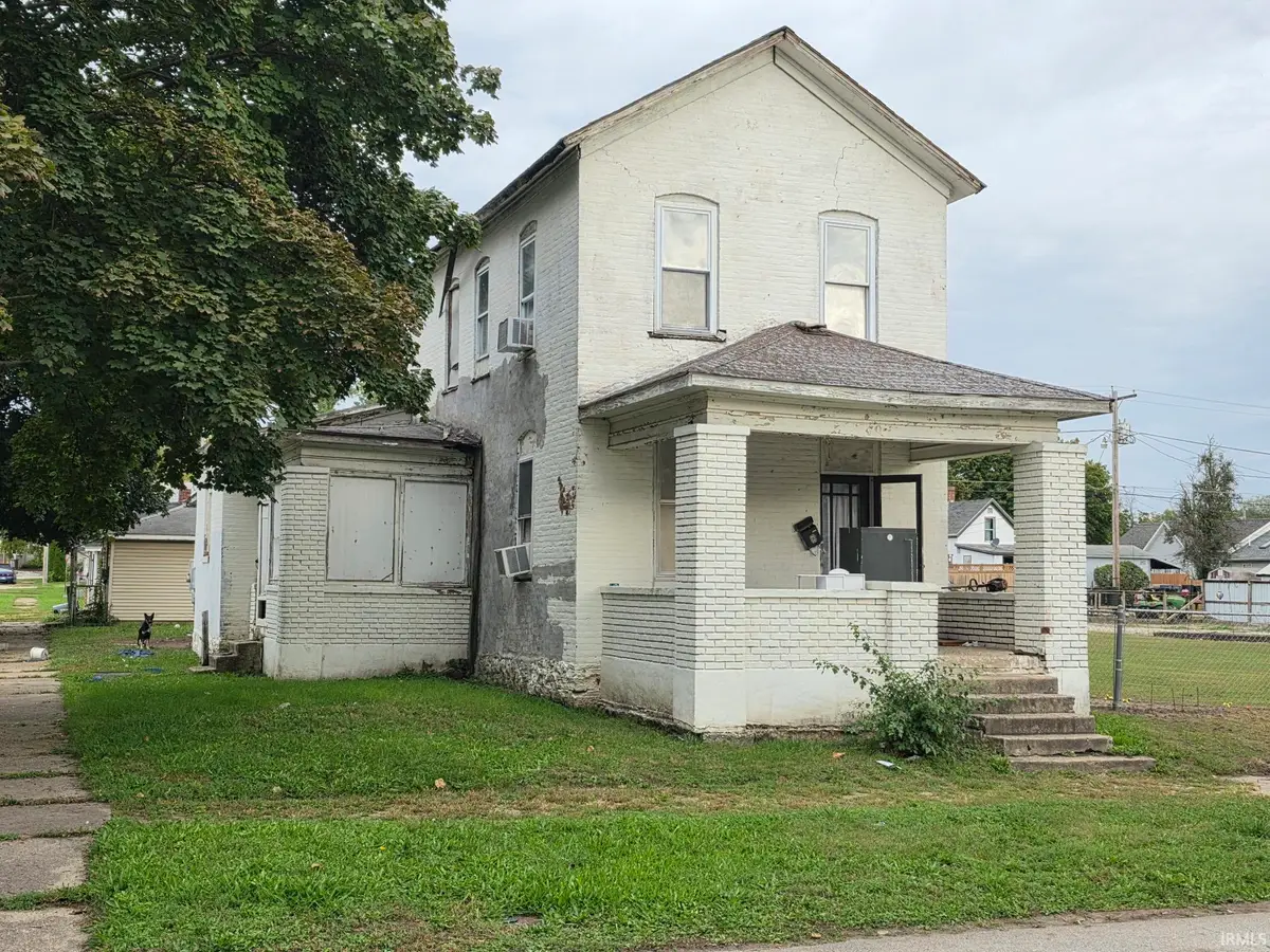204 E 6th Street, Peru, IN 46970 - #1
