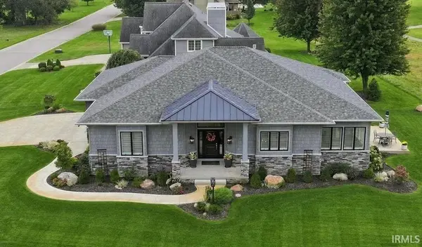 2835 E Prestwick Road, Winona Lake, IN 46590