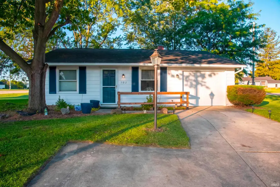 102 Eastwood Court, Garrett, IN 46738 - #2