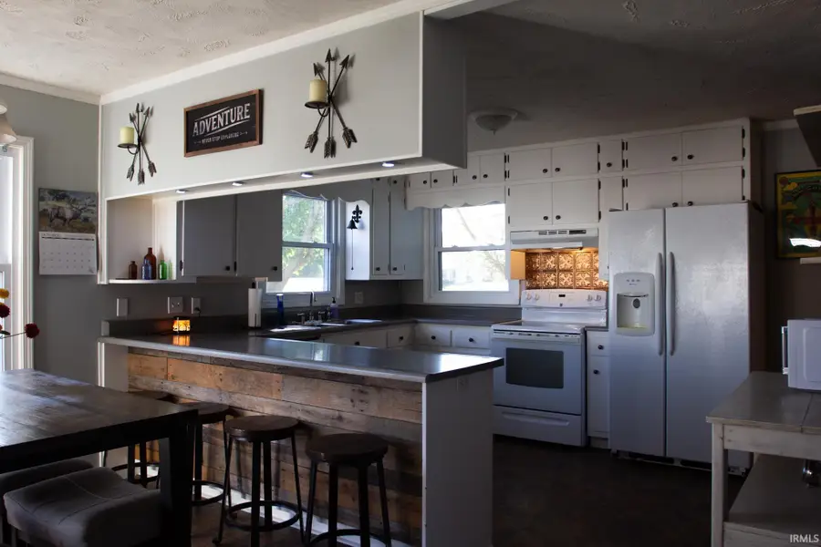 5224 W Center Street, Jasper, IN 47546 - #2