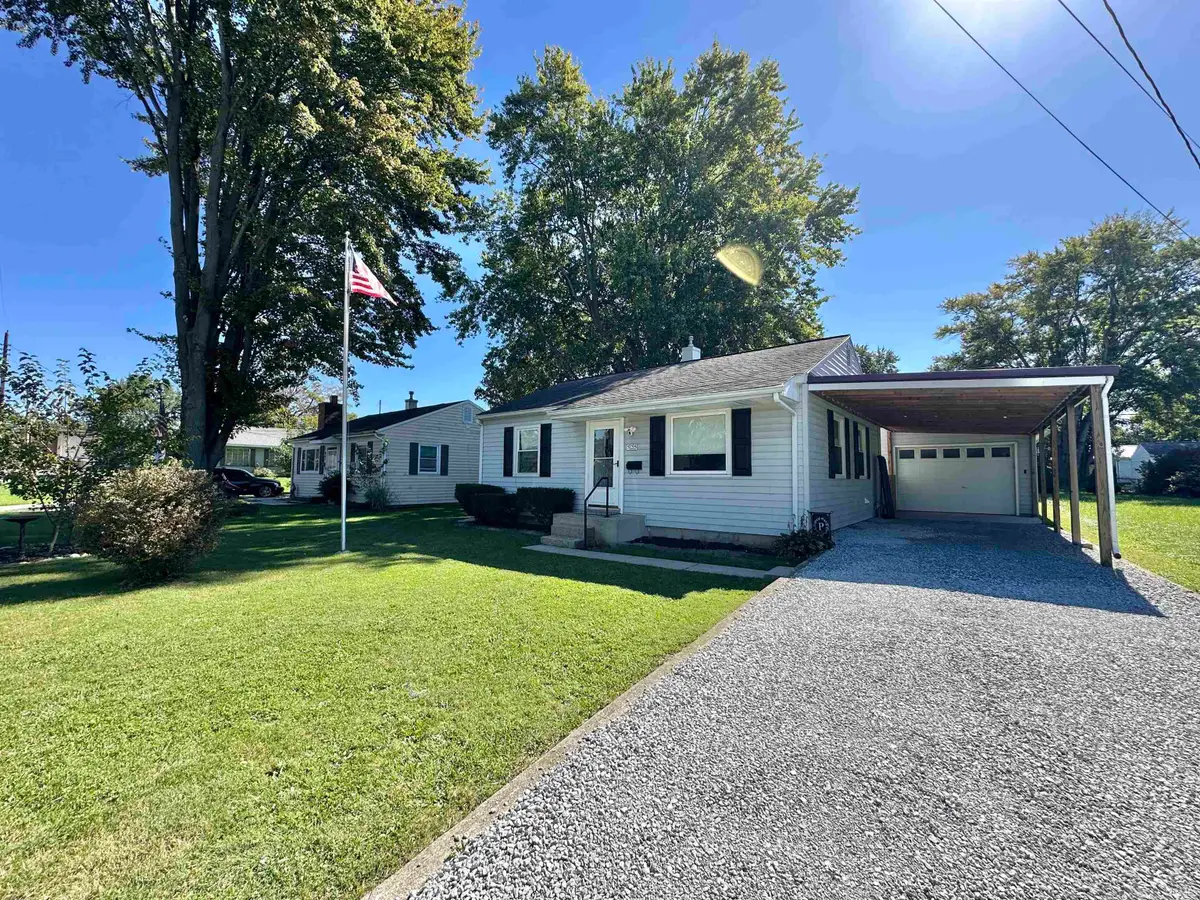 525 Linlawn Drive, Wabash, IN 46992 - #1