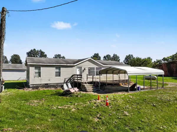 51174 County Road 15, Elkhart, IN 46514