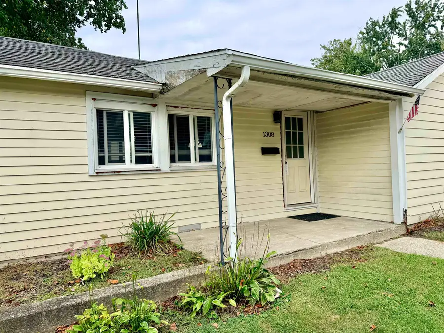 1308 Poplar Street, Winona Lake, IN 46590 - #2