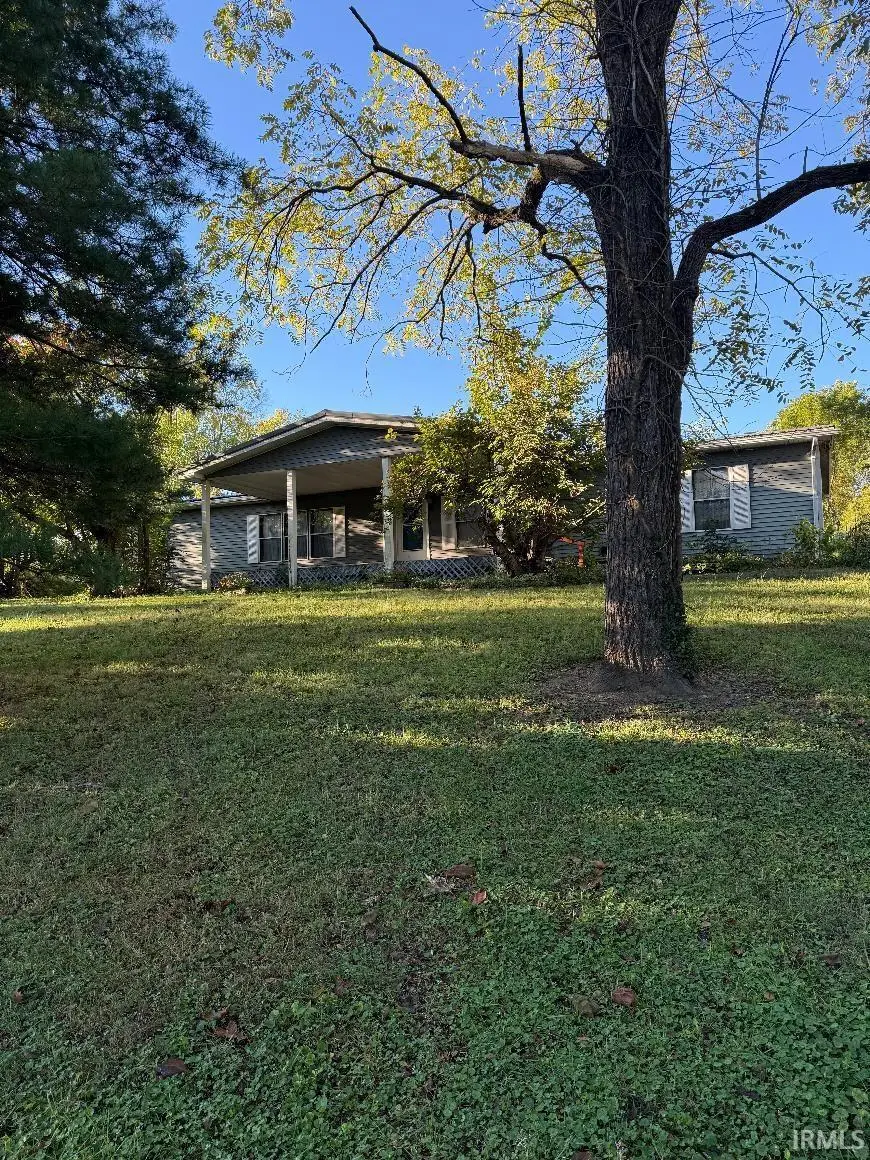 613 S Old Patoka Road, Patoka, IN 47666 - #1