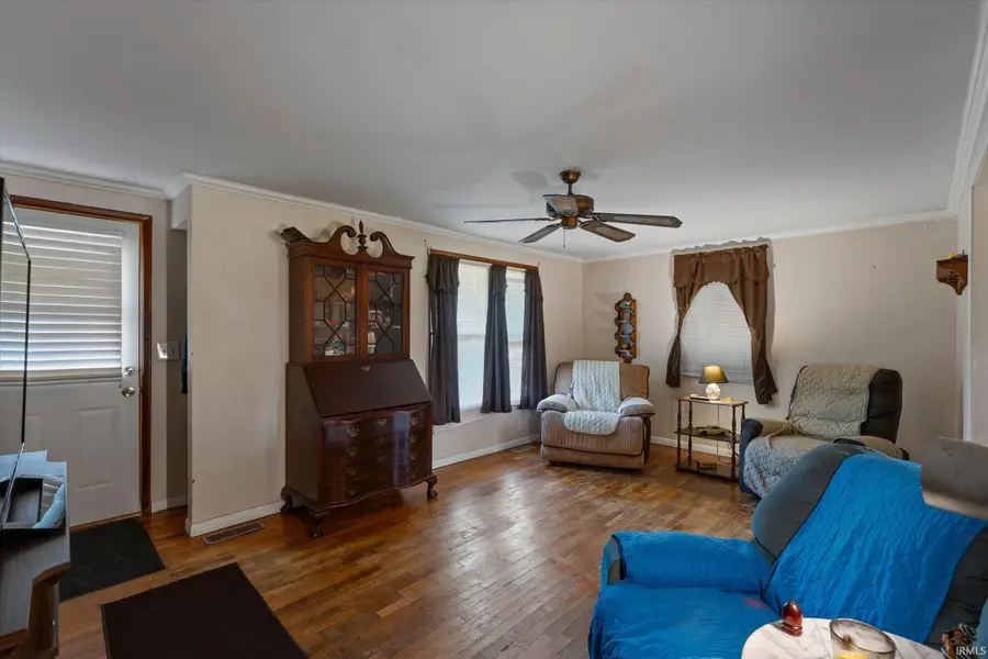 2035 E Lasalle Avenue, Mishawaka, IN 46545 - #3