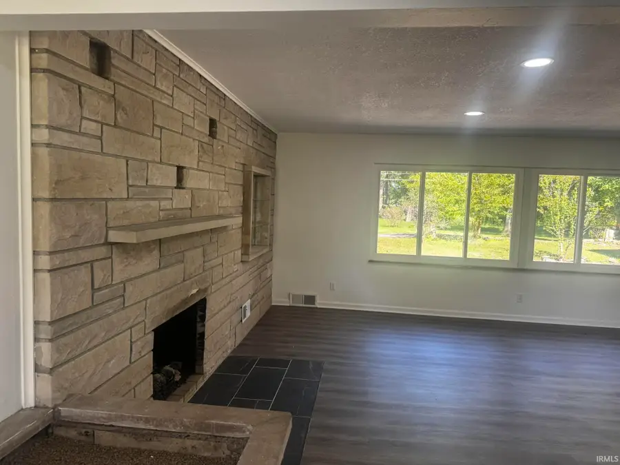 816 Ludwig Park Drive, Fort Wayne, IN 46825 - #3