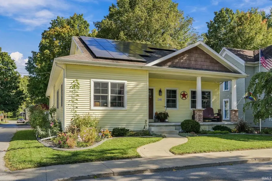 240 W Morse Street, Markle, IN 46770 - #2