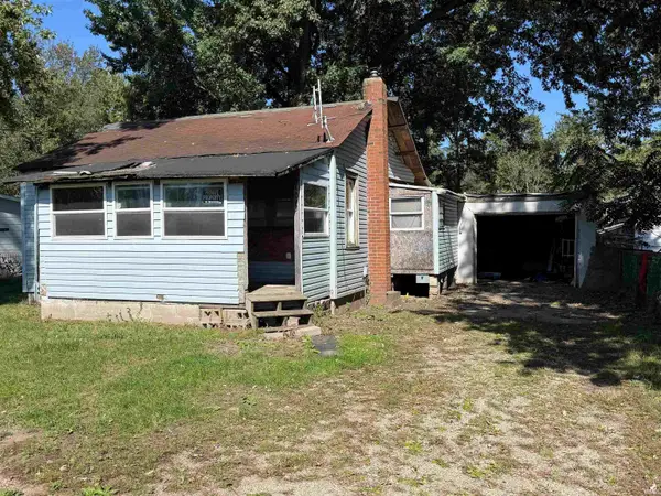 25093 Berry Street, Elkhart, IN 46514