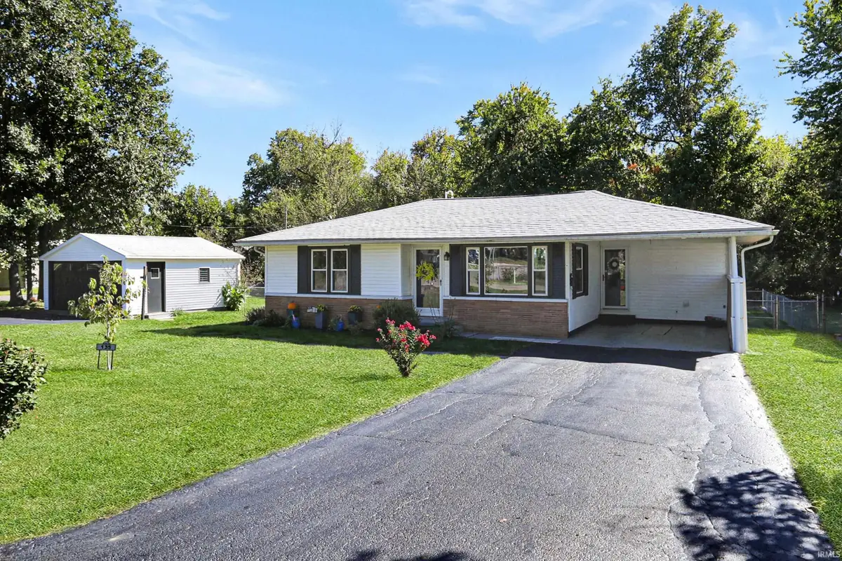 135 E Taylor Street, Boonville, IN 47601 - #1