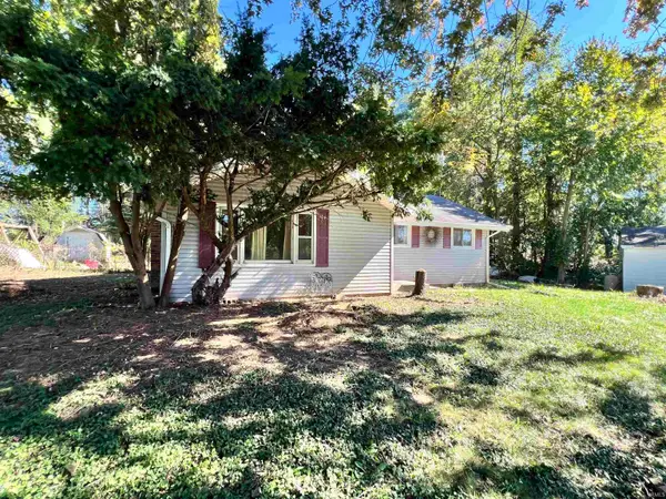 54 S 600 E, Pierceton, IN 46562