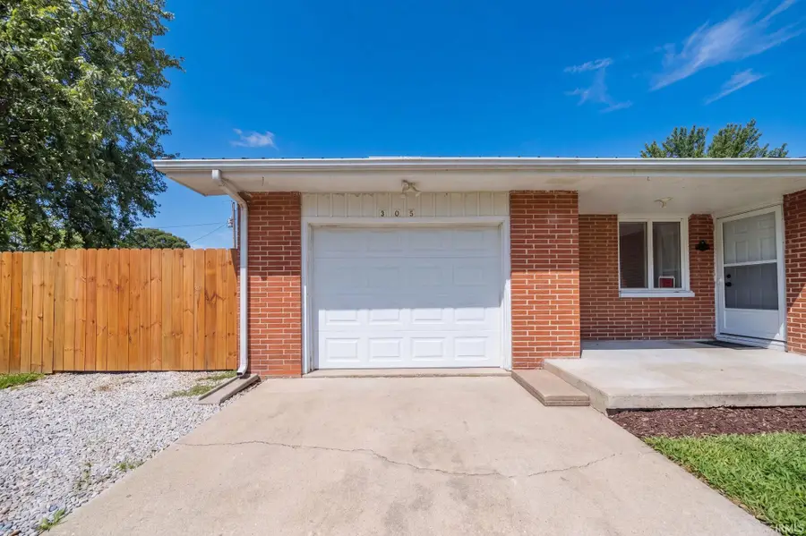 305 N Ellis Road, Muncie, IN 47303 - #3