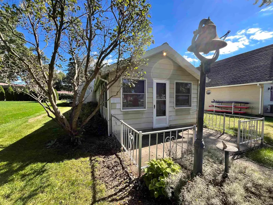 12691 N Rainey Road, Syracuse, IN 46567 - #2