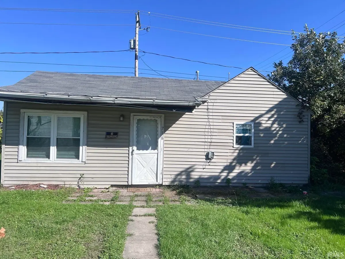 716 N 10th Street, Decatur, IN 46733 - #1