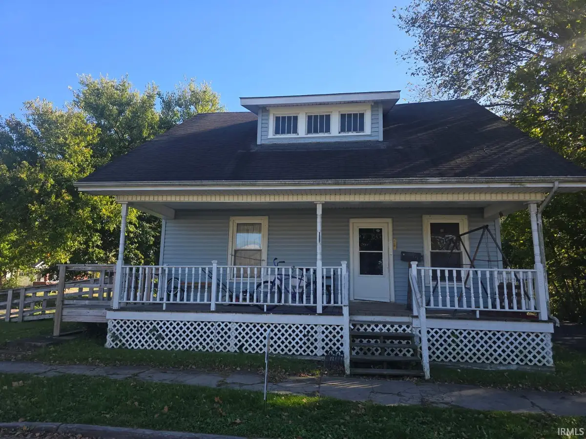 413 W 6th Street, Marion, IN 46953 - #1