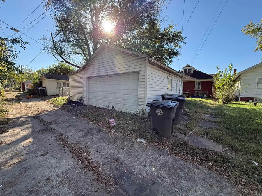 604 Bayard Park Drive, Evansville, IN 47713 - #3