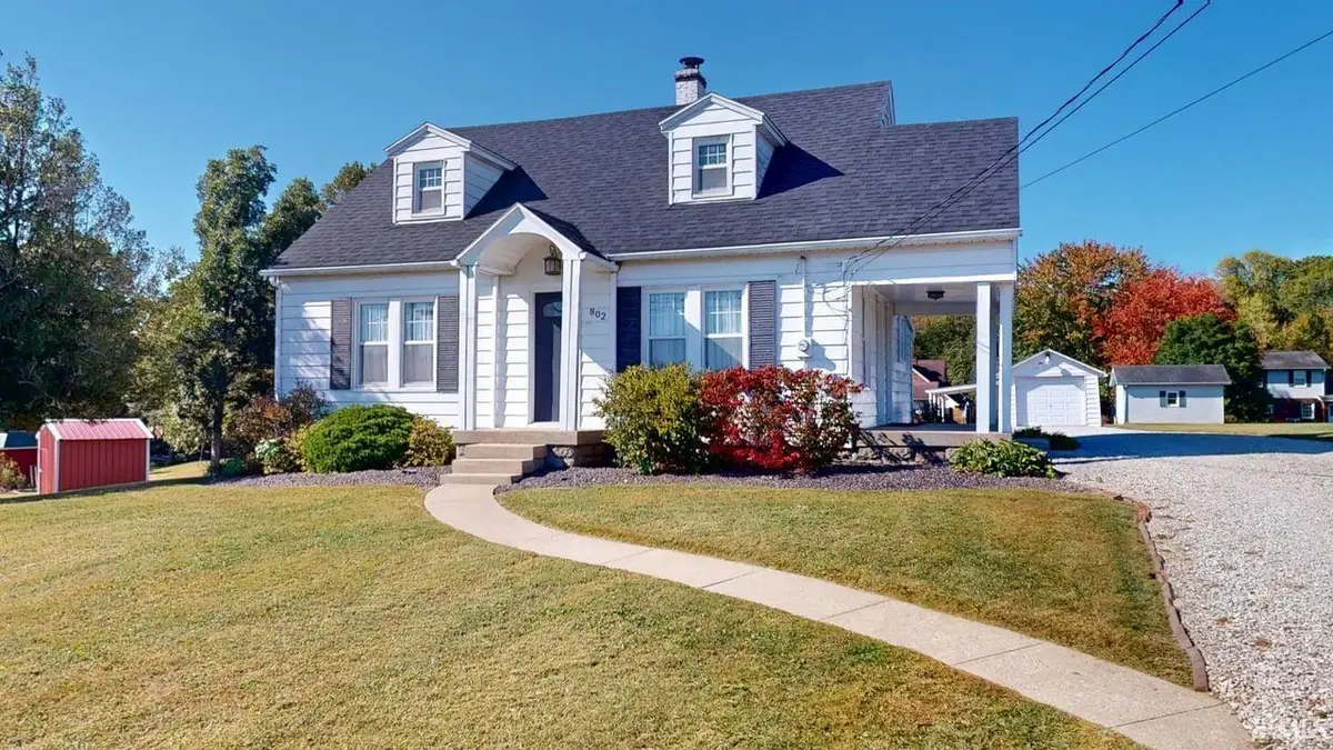 802 3rd Avenue, Jasper, IN 47546 - #1
