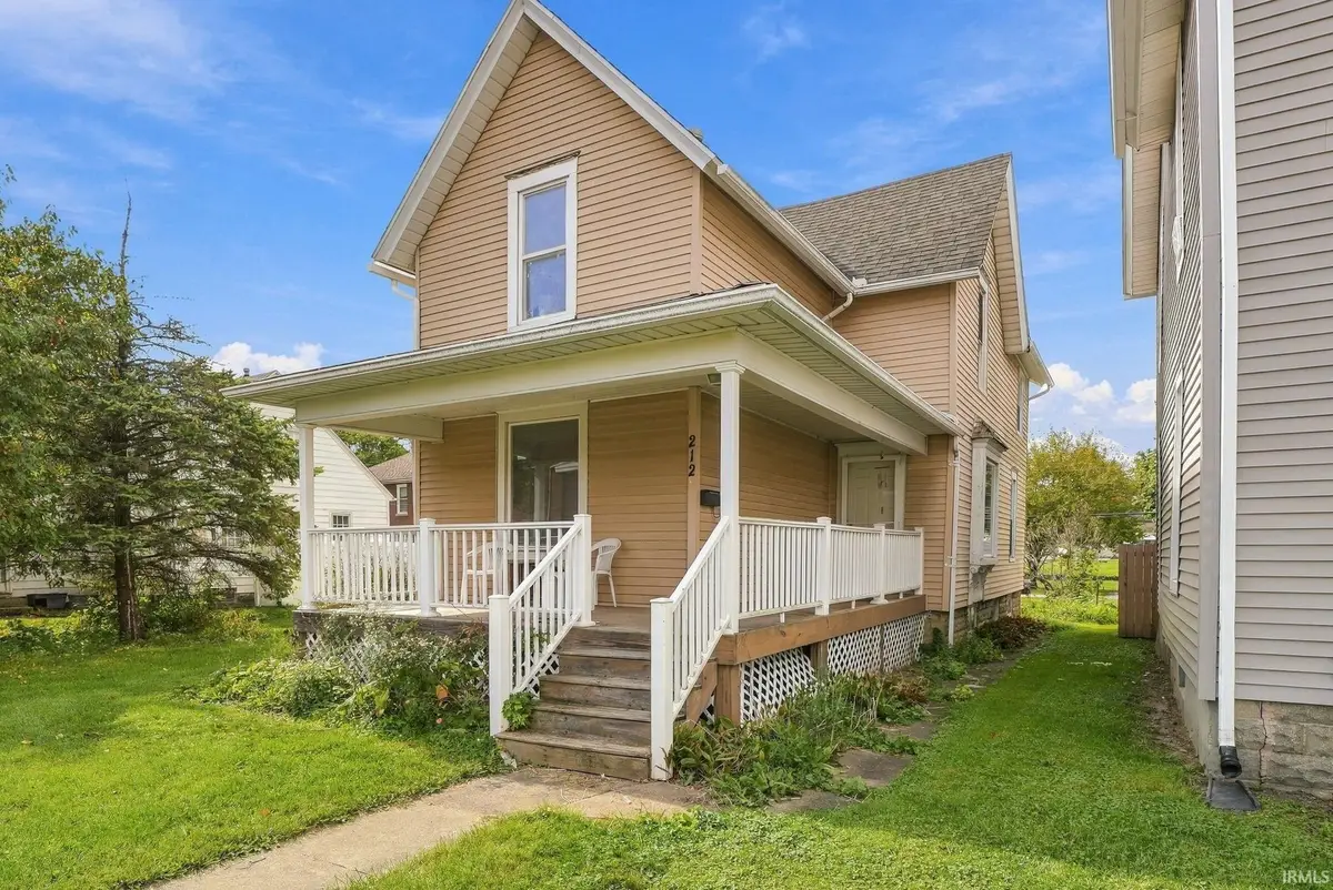 212 S Cowen Street, Garrett, IN 46738 - #1