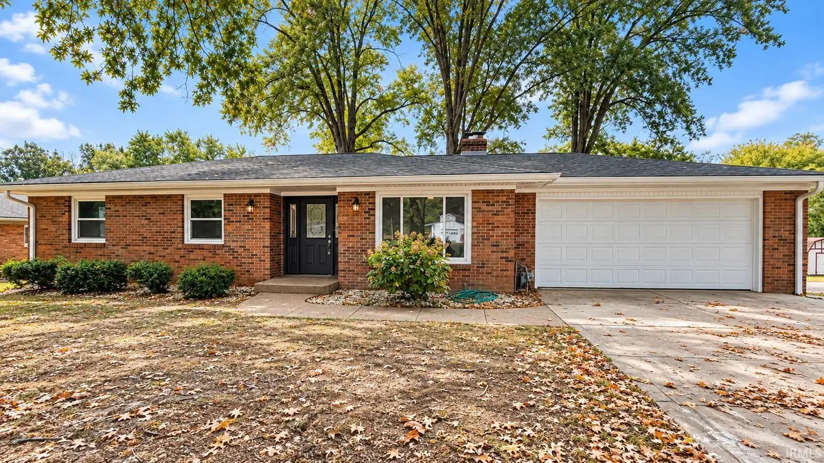 5706 Bridgeview Drive, Evansville, IN 47712 - #1
