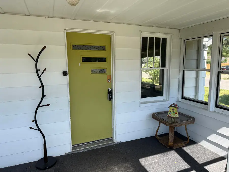 301 S 35th Street, South Bend, IN 46615 - #2