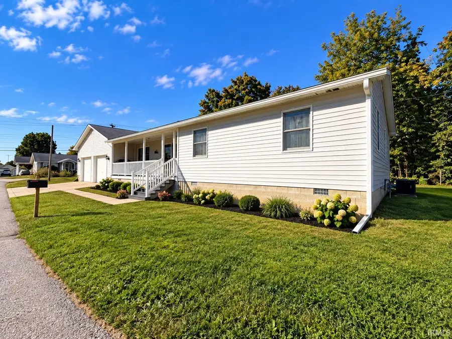 2512 Washington Avenue, Bedford, IN 47421 - #2