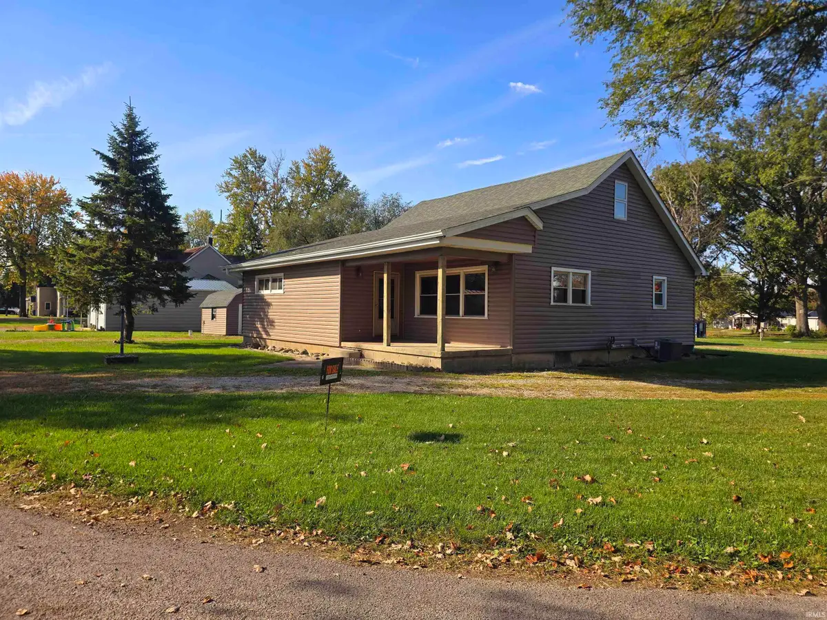 102 N East Street, Hartford City, IN 47348 - #1