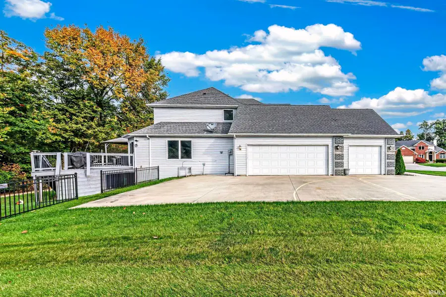 4122 Barbers Point, New Haven, IN 46774 - #3