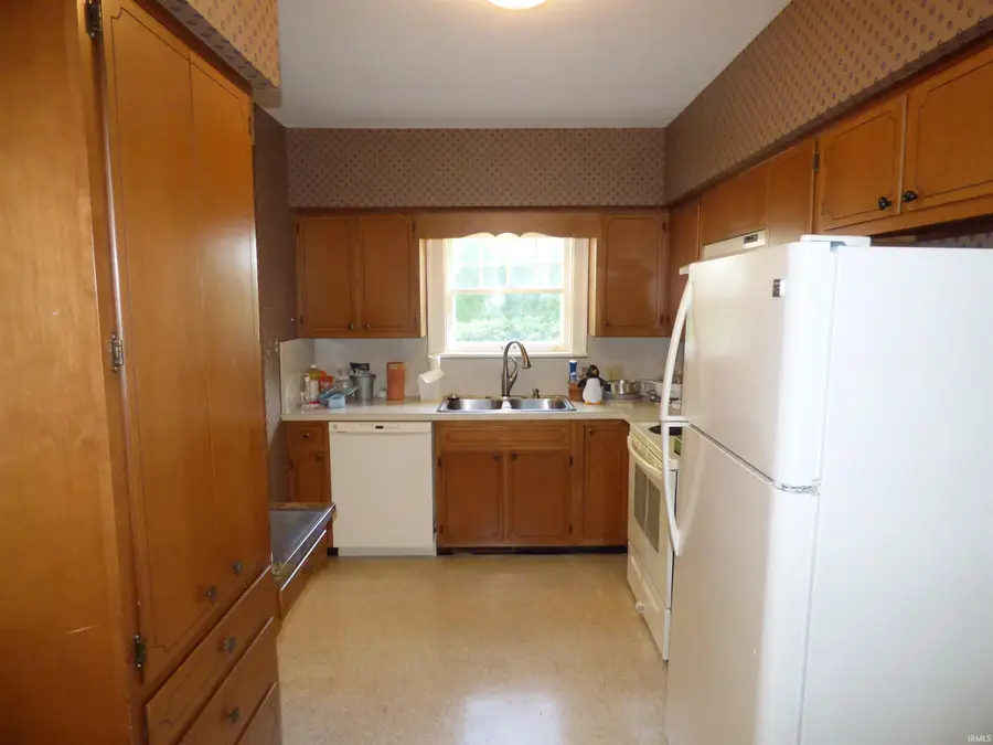 1534 Greenleaf Boulevard, Elkhart, IN 46514 - #2