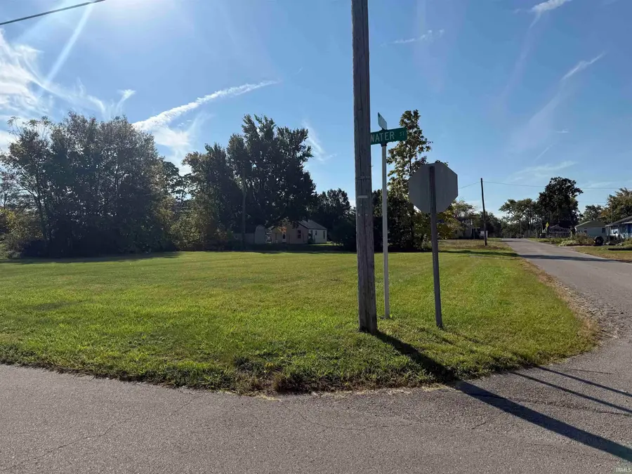 817 W Water Street, Hartford City, IN 47348 - #2