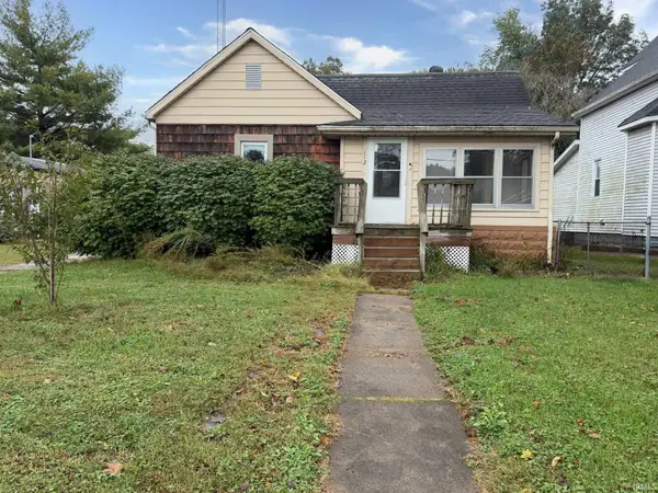 112 S Main Street, Patoka, IN 47666