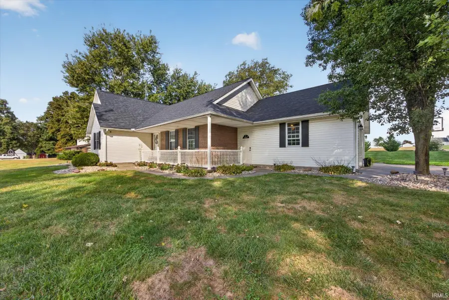 113 N Eagle Drive, Montgomery, IN 47558 - #3
