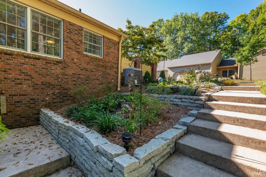 2633 E Windermere Woods Drive, Bloomington, IN 47401 - #2