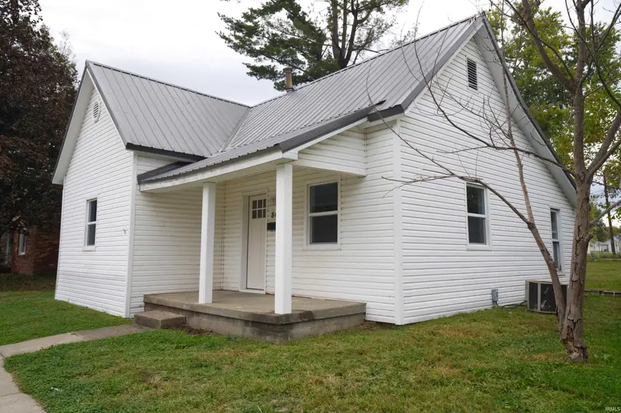809 N Court Street, Sullivan, IN 47882 - #2