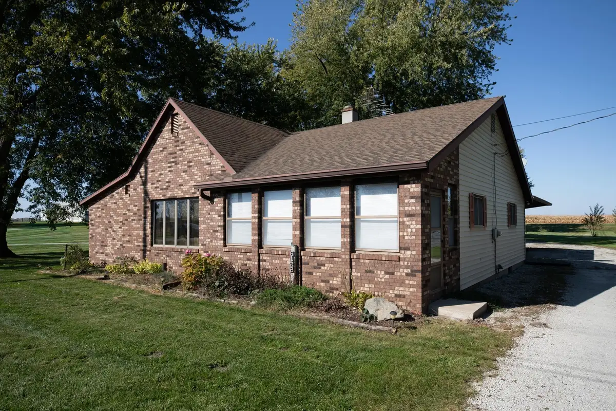 6122 E St Rd 14 Road, Rochester, IN 46975 - #1