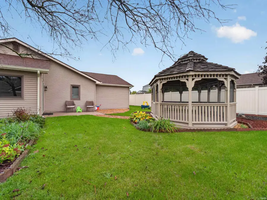 210 Knoll Ridge Boulevard, Kendallville, IN 46755 - #3