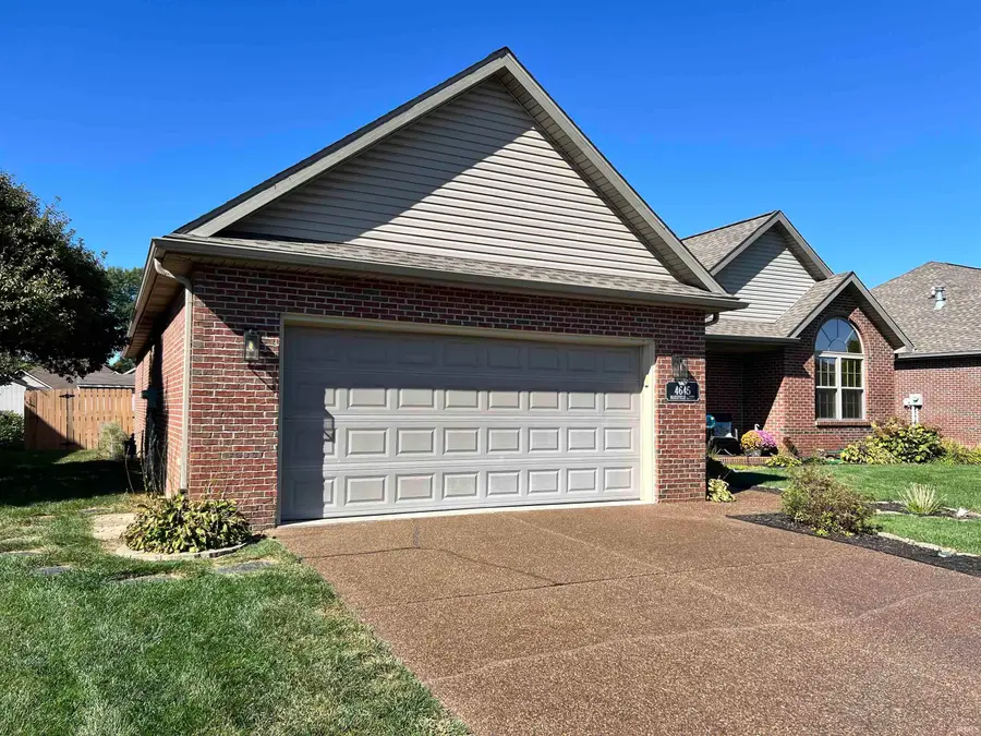 4645 Mansfield Drive, Newburgh, IN 47630 - #2