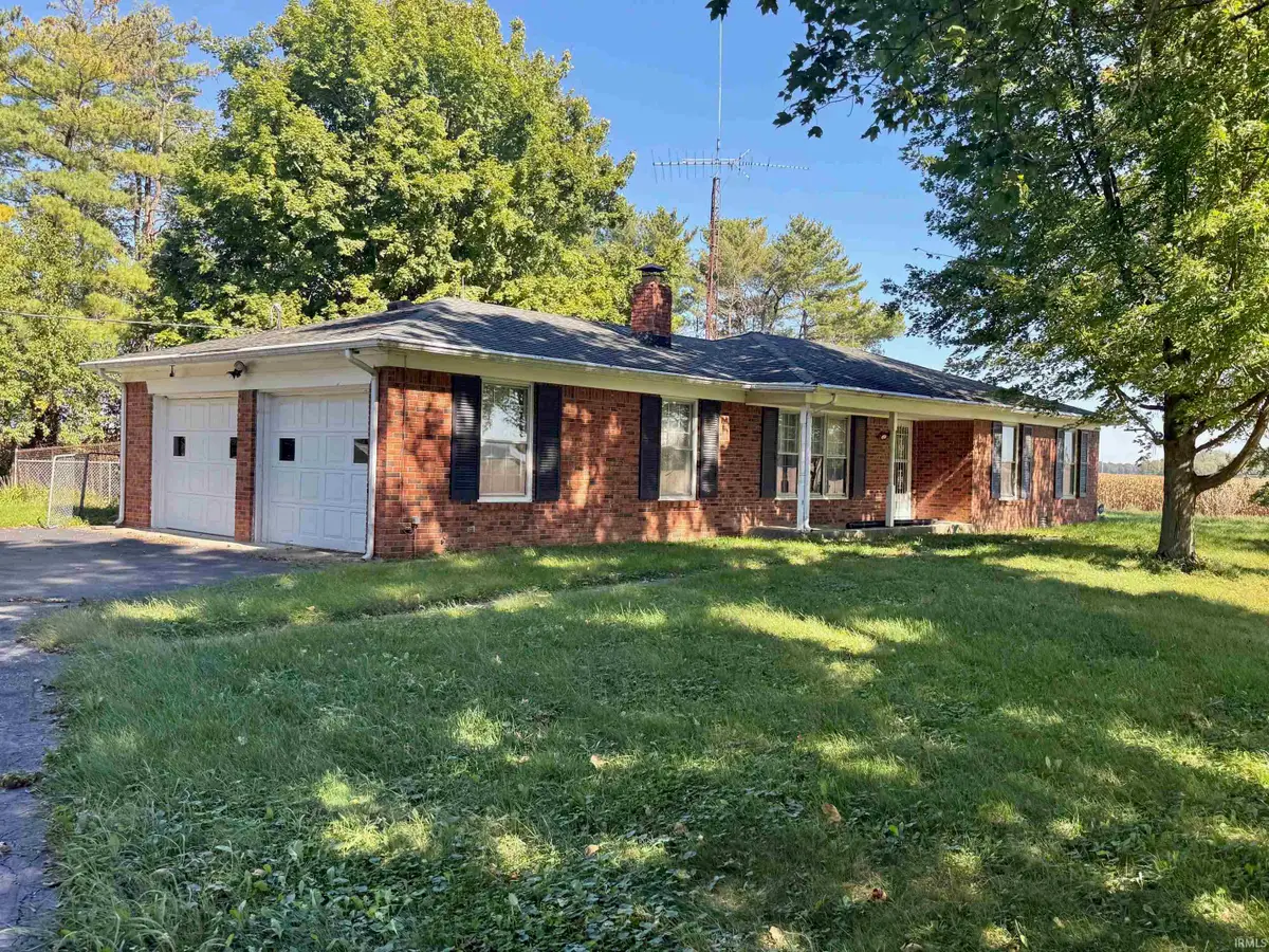 621 E 800 S, Frankfort, IN 46041 - #1