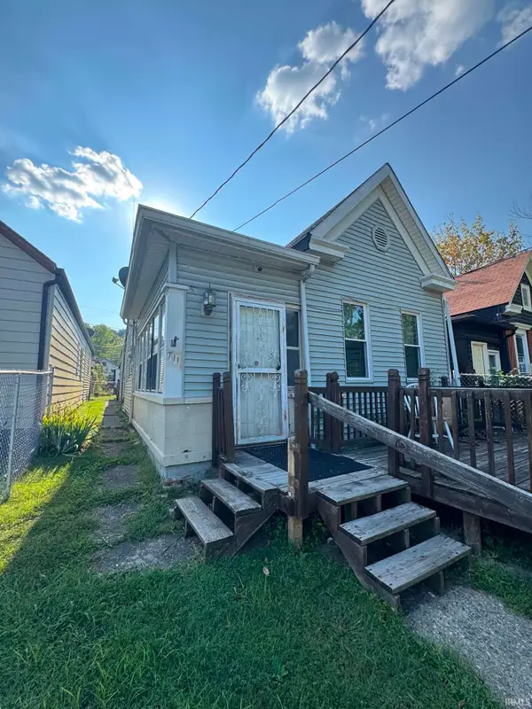 711 W 7th Street, New Albany, IN 47150