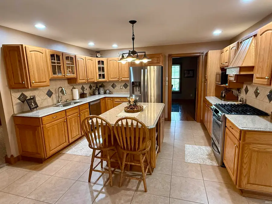 1014 N Vista Drive, Vincennes, IN 47591 - #2