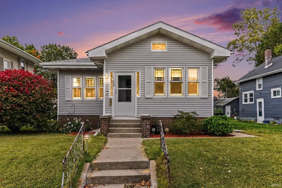 1220 E 3rd Street, Mishawaka, IN 46544 - #2
