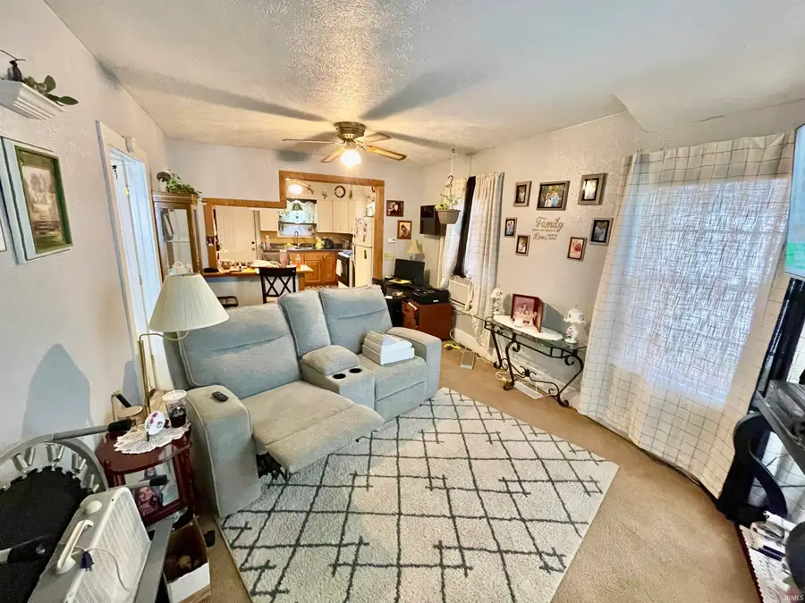 1122 W 8th Street, Mishawaka, IN 46544 - #2