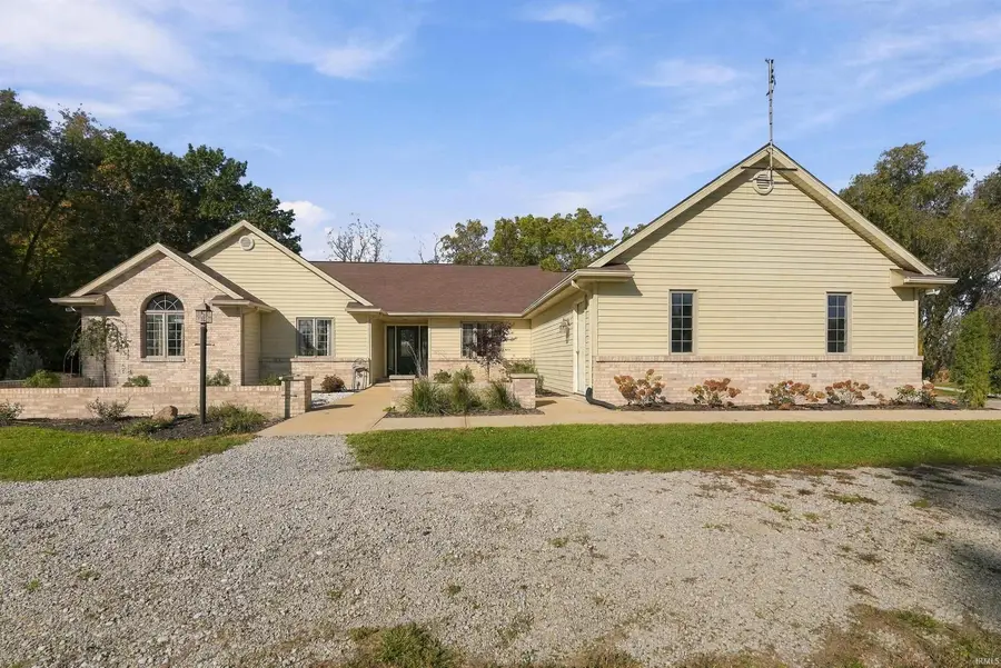 1375 W Sr 205, Columbia City, IN 46725 - #2