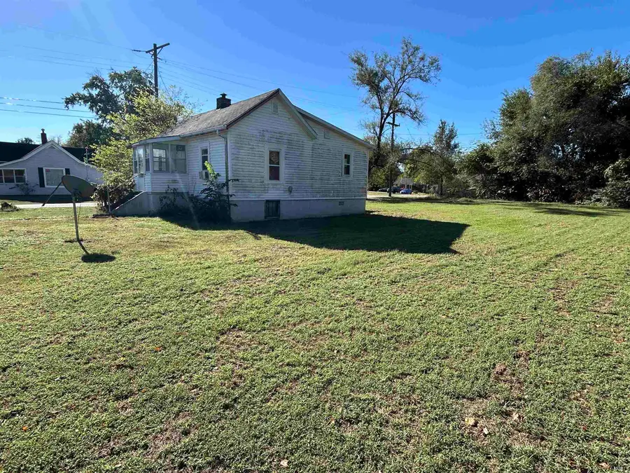 1735 Broadway Street, Vincennes, IN 47591 - #3