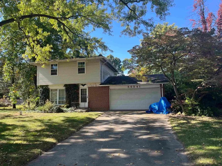 56541 Mark Manor Drive, Elkhart, IN 46514 - #2